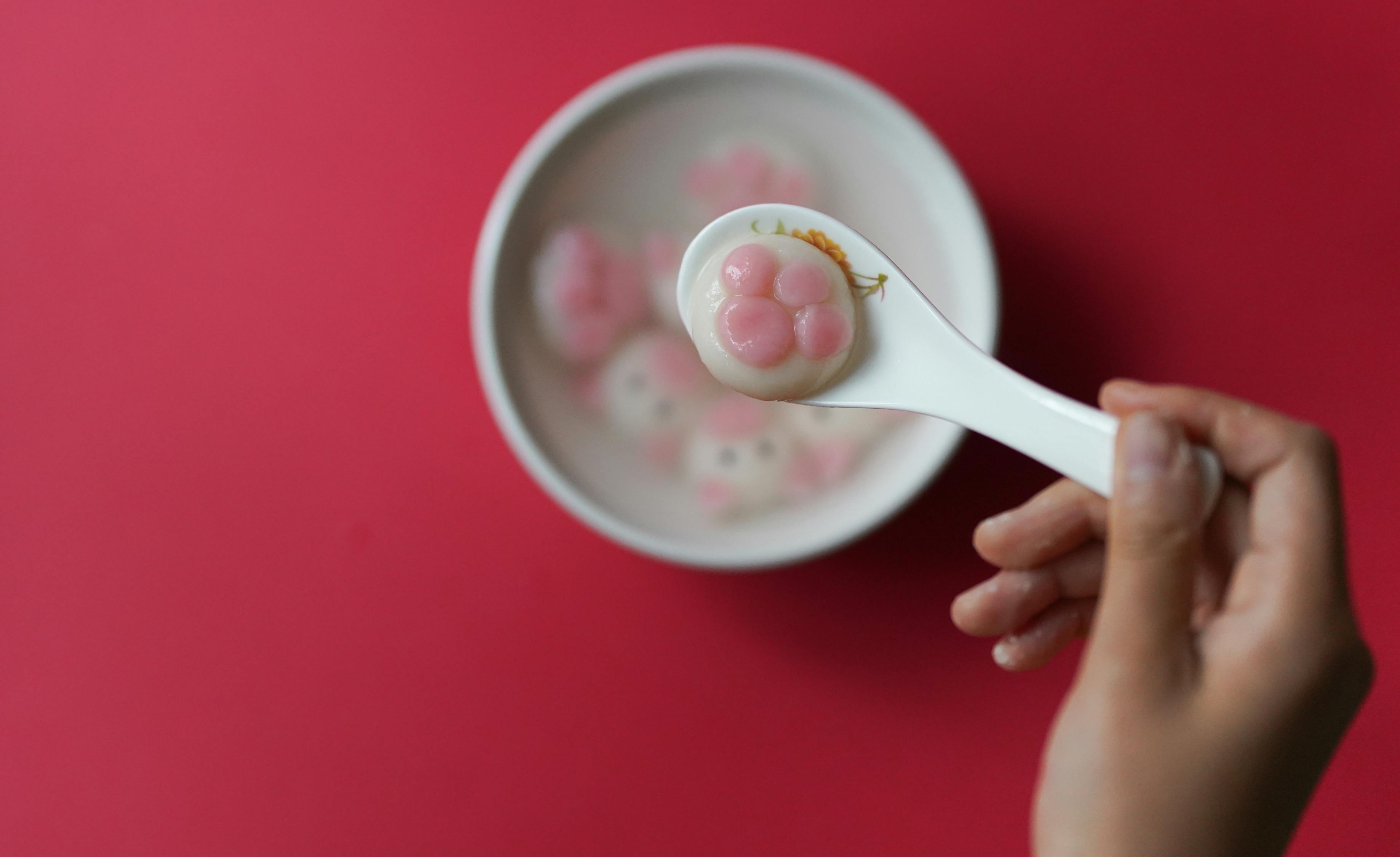 探秘中国传统美食，汤圆与元宵的差异解析